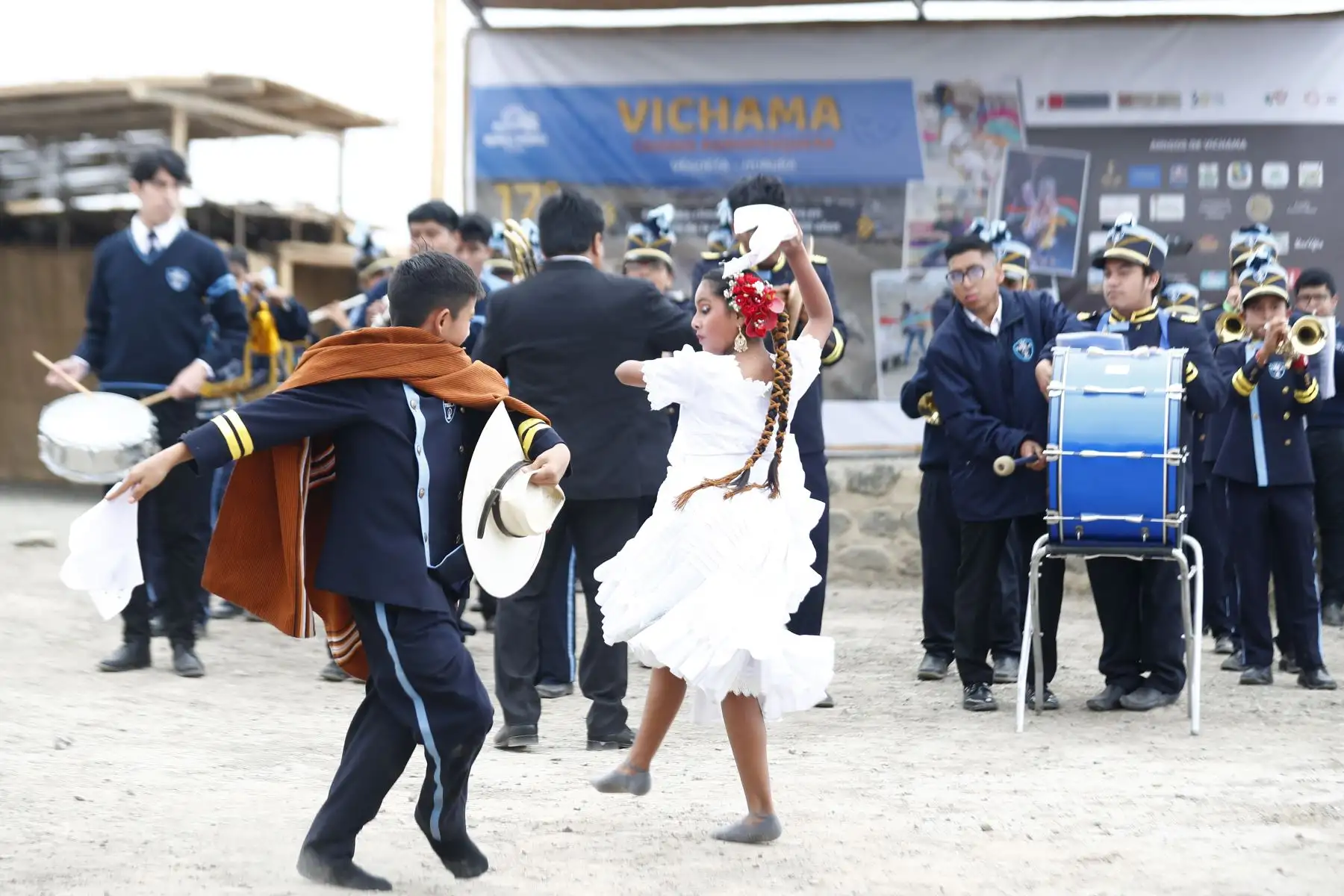 Desde el Sitio Arqueológico de Vichama, ubicado en Végueta, región Lima, se realizó el Vichama Raymi, actividad cultural como parte de las celebraciones por conmemorarse los 17 años del inicio de las investigaciones y conservación del sitio arqueológico, a la cual acudieron turistas y habitantes locales de Végueta. 
Foto: ANDINA/Daniel Bracamonte