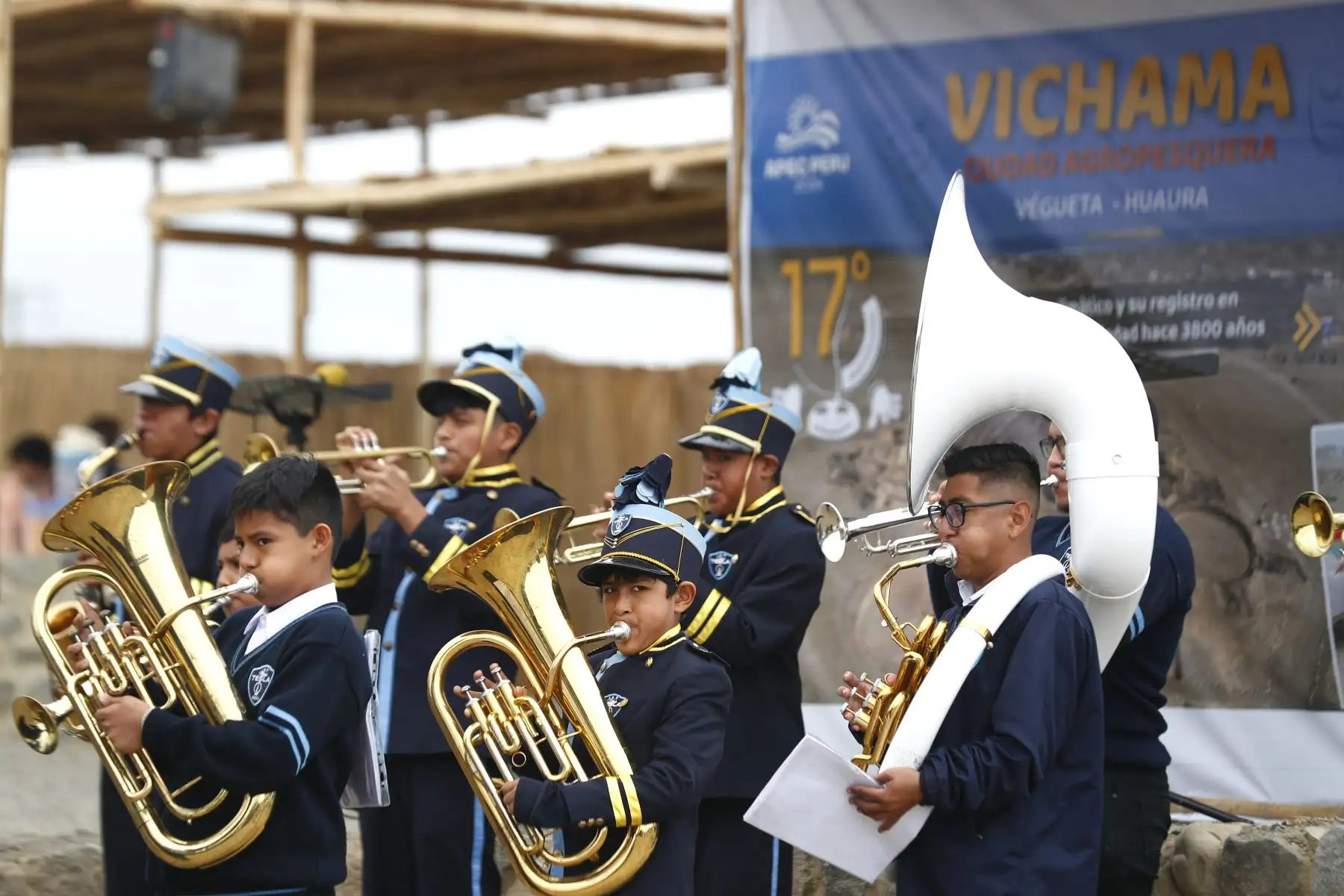 El Vichama Raymi, que conmemora los 17 años del inicio de las investigaciones y conservación del Sitio Arqueológico de Vichama, contó con diversos números artísticos como danzas tradicionales, música en vivo y desfile de caballos peruanos de paso, así como degustación de comidas típicas, entre otras actividades. 
Foto: ANDINA/Daniel Bracamonte