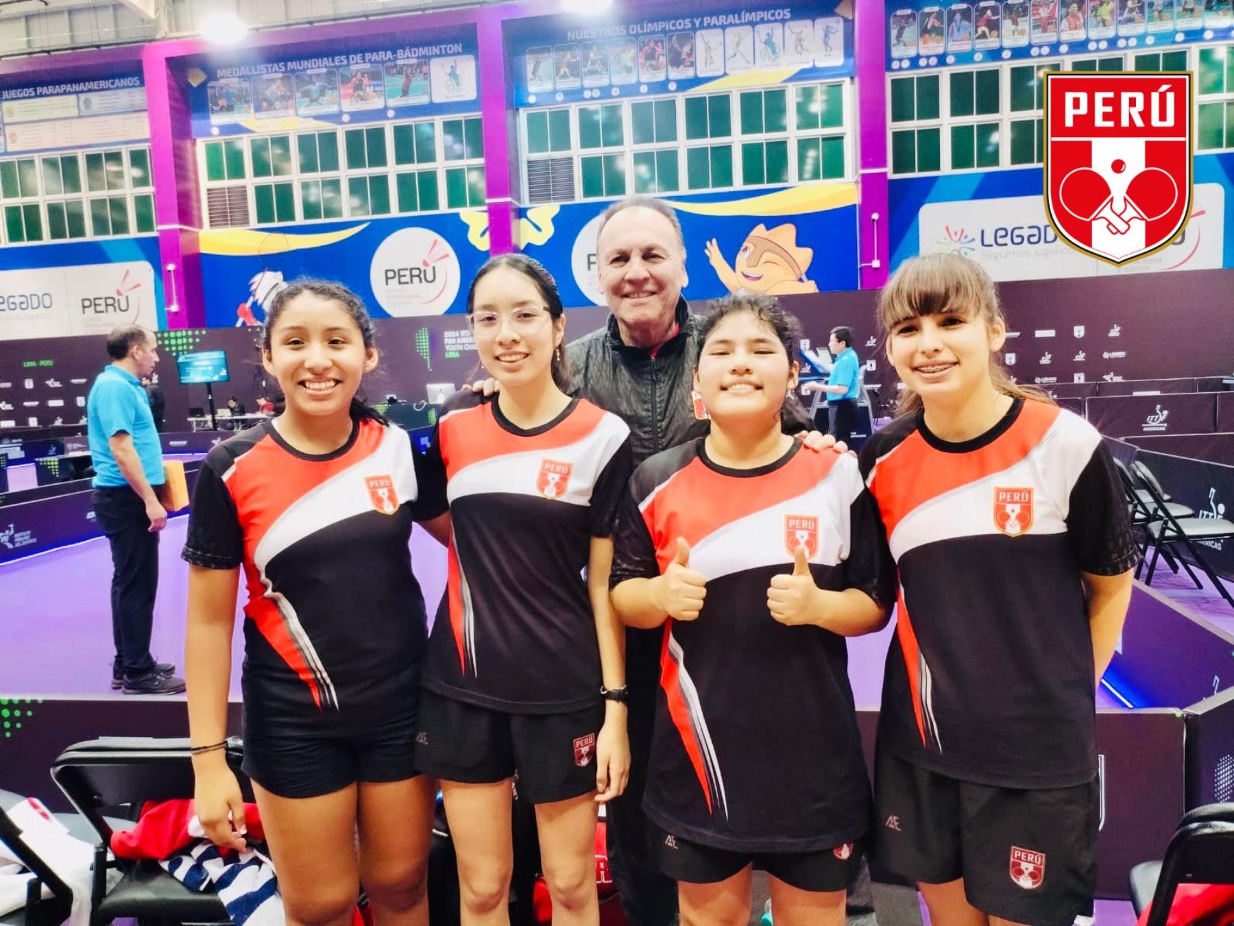 El equipo sub-15 de damas gana en el Campeonato Juvenil de Tenis de Mesa Lima 2024