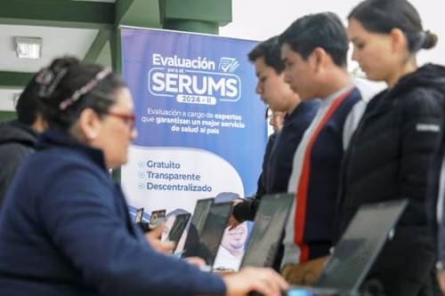 Minsa: evaluación para Serums se realizó con transparencia y alta calidad. Foto: ANDINA/Difusión.