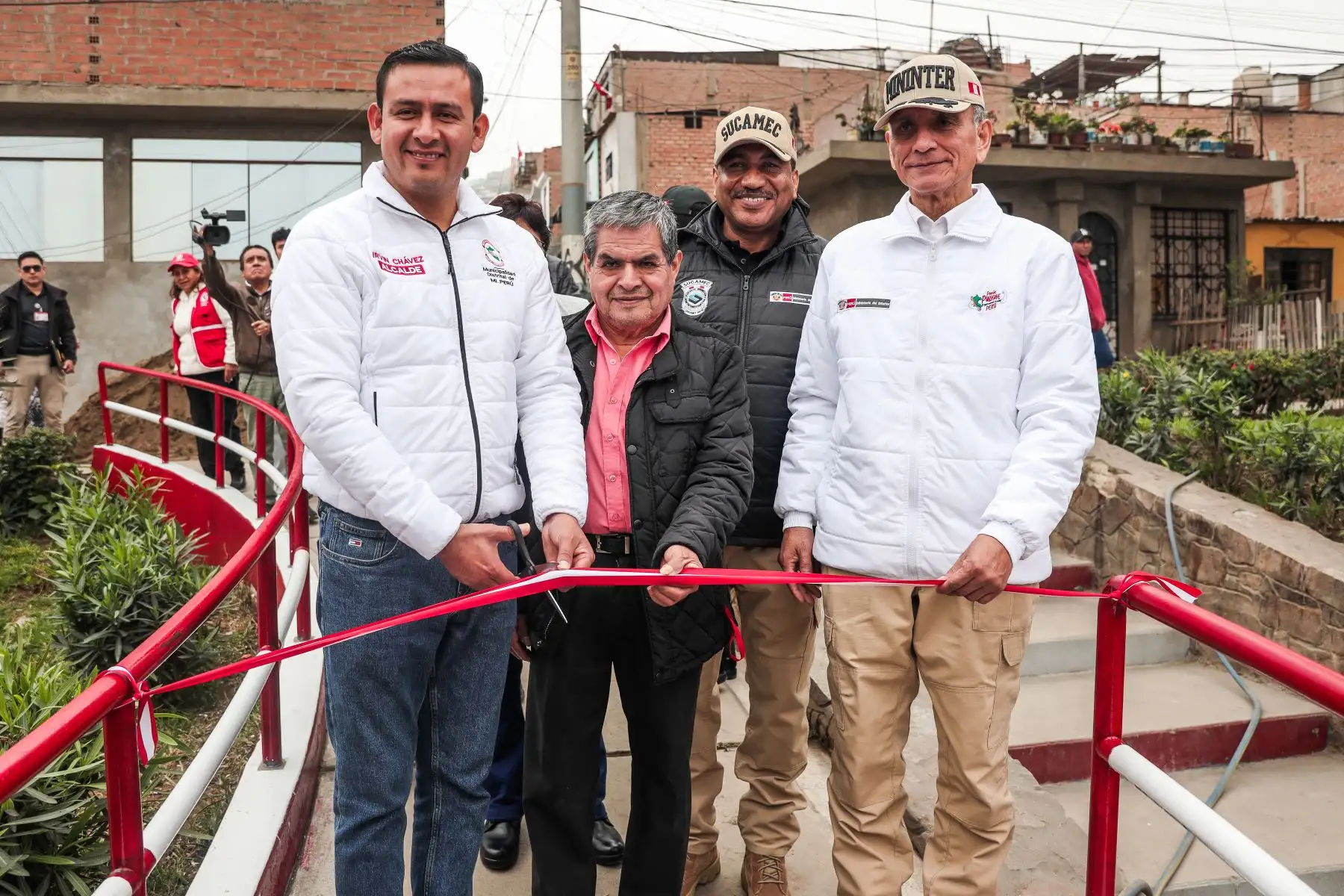 SUCAMEC y SIDERPERU inauguran espacios recreativos en el distrito de Mi Perú, fabricados tras fundición de armas incautadas. 
Foto: ANDINA/ Connie Calderón