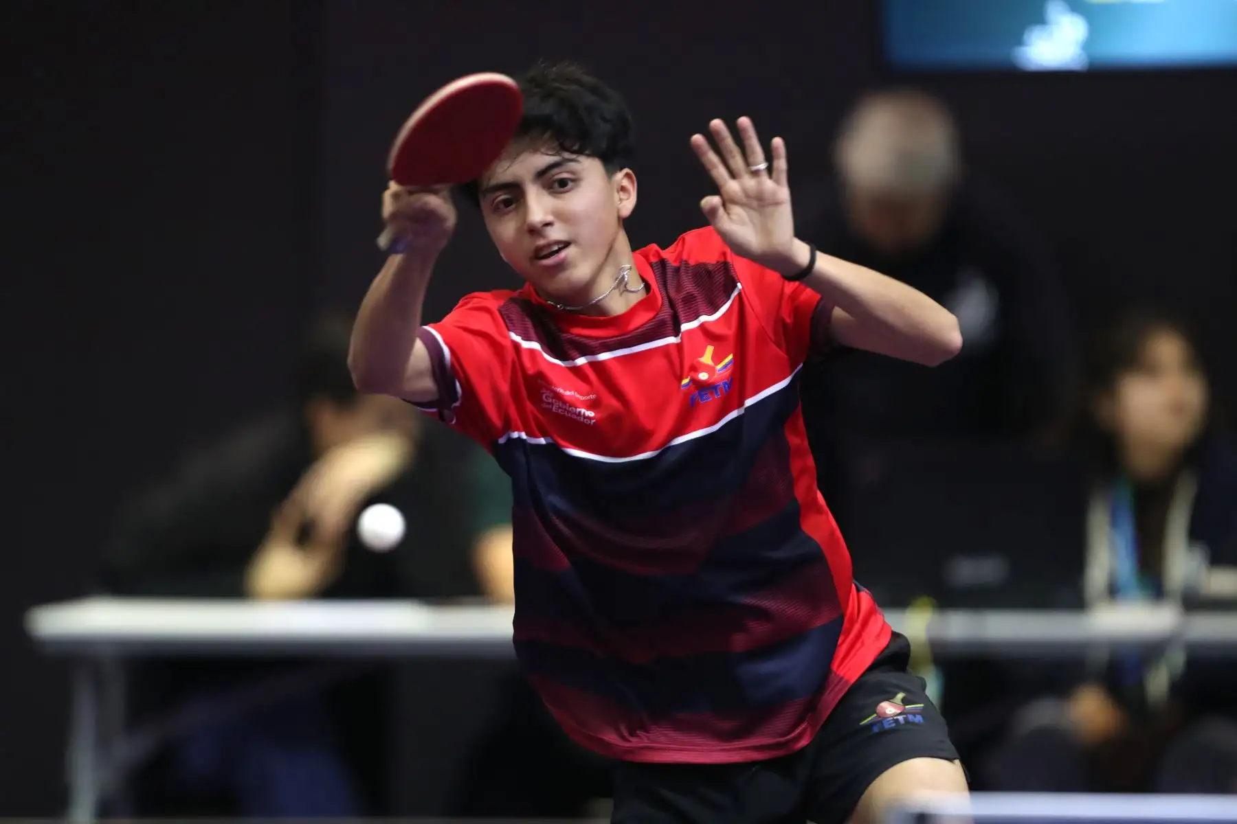 Los mejores tenismesistas juveniles del continente participan  en el Campeonato Panamericano Juvenil Lima 2024, el cual es clasificatorio al Mundial de la categoría que se realizará en noviembre en Suecia. En la imagen, Joshua Robayo 
(Ecuador) y Jaime Lama (Chile). Foto: ANDINA/Lino Chipana.