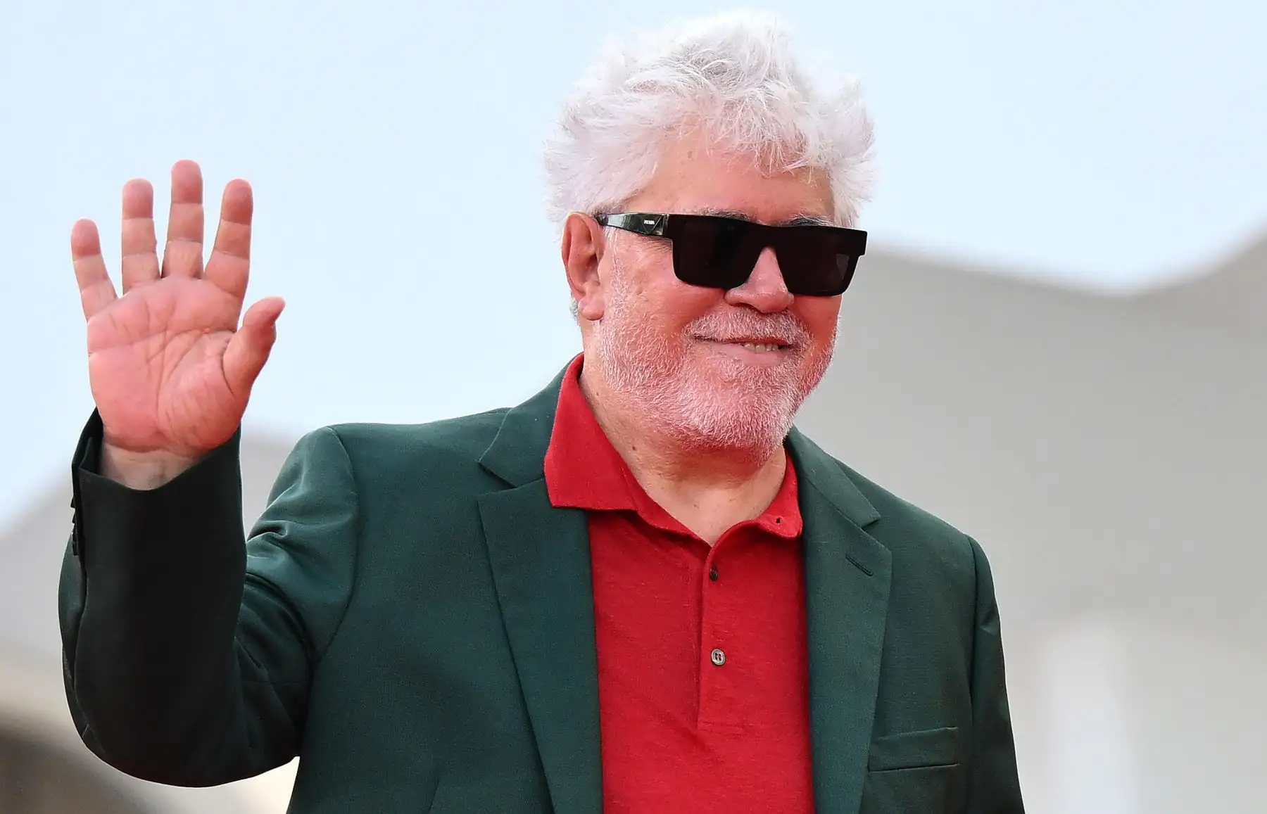 El filme narra los últimos días de una exreportera de guerra (Swinton) enferma de cáncer que decide poner fin a su vida y pide a una antigua amiga a la que hace tiempo que no ve (Moore) que la acompañe en su despedida. Foto: EFE