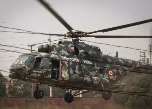 En un helicóptero MI17 EP 674 del Ejército del Perú fueron trasladados a Pucallpa los restos mortales de las siete víctimas del naufragio de una embarcación fluvial en el río Ucayali registrado en el distrito de Tahuania, en Ucayali.