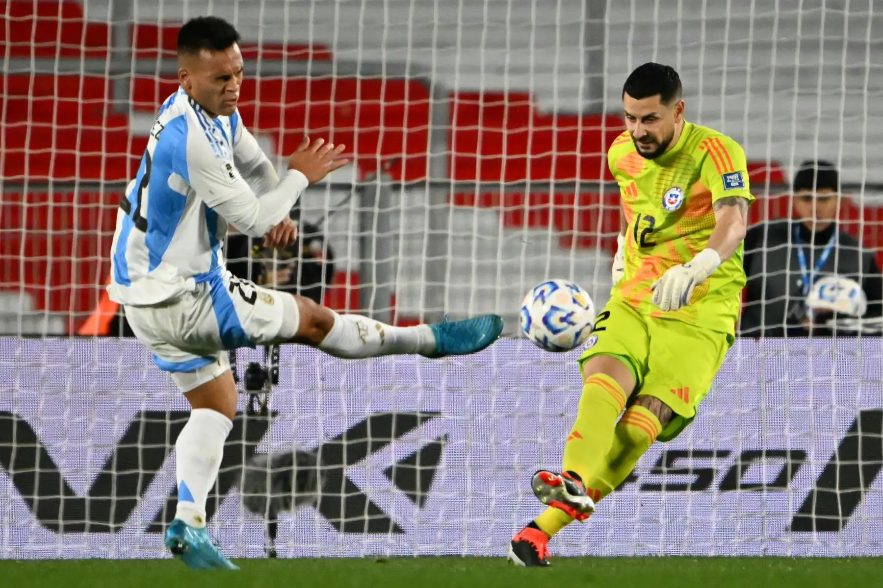 En la fecha siguiente, Argentina visitará el martes a Colombia en Barranquilla, mientras que Chile será local en Santiago frente a Bolivia. Foto: AFP