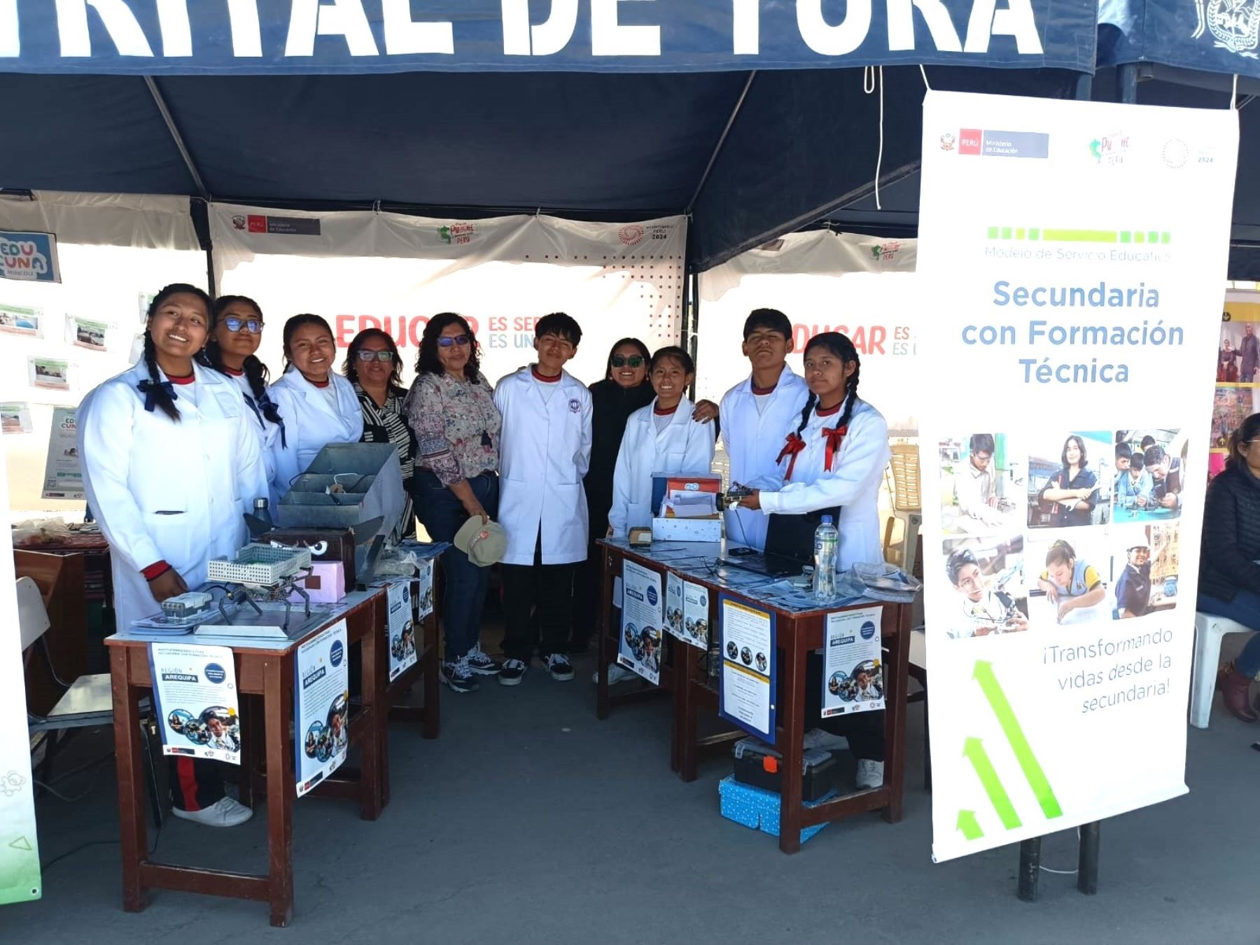 Más de 12,000 escolares de tres provincias de Arequipa participan del programa para emprender negocios propios. ANDINA/Difusión