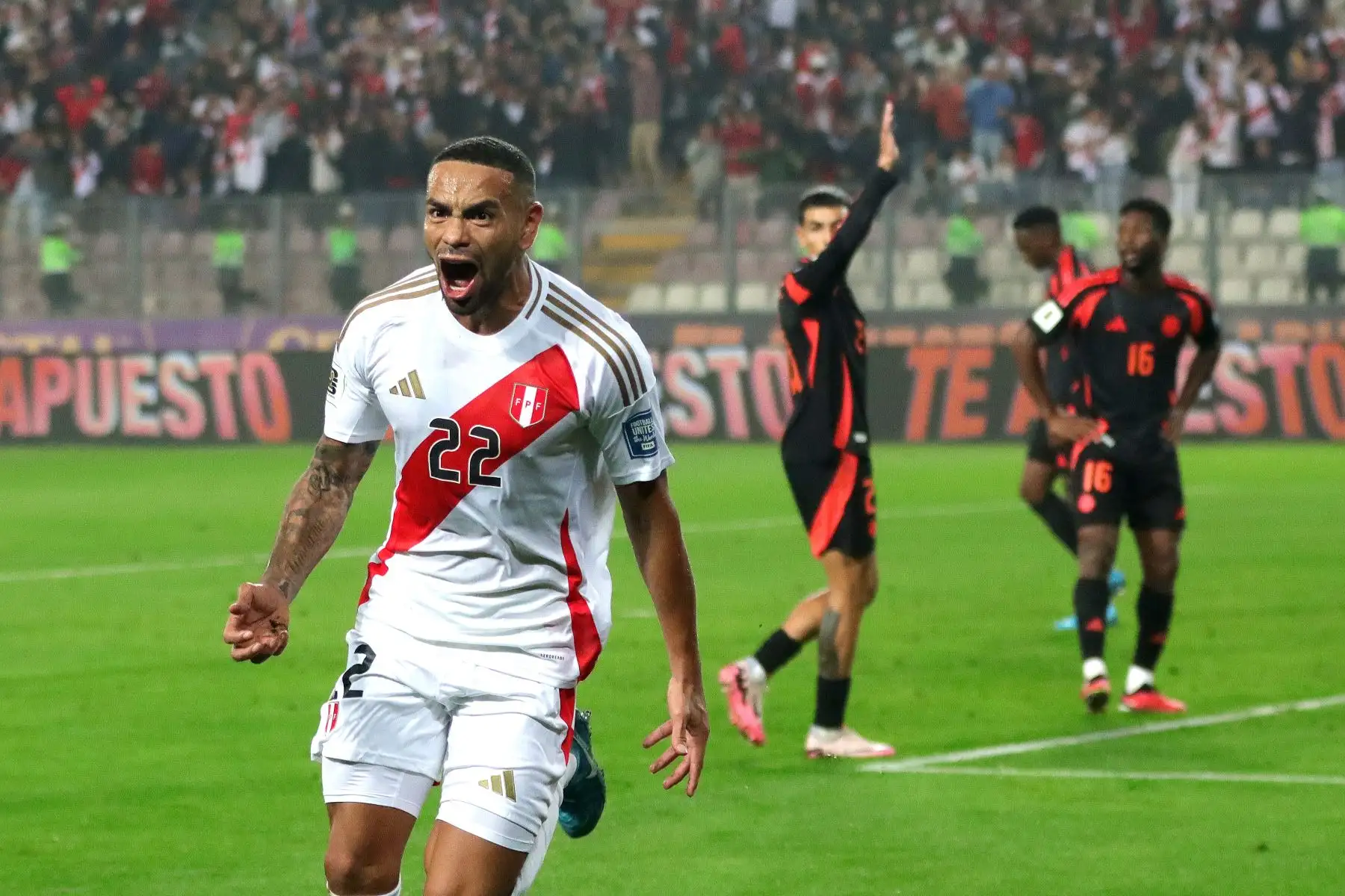 Las selecciones de Perú y Colombia se enfrentan en el Estadio Nacional de la ciudad de Lima, en el partido de fútbol por la fecha 7 de las Eliminatorias rumbo al Mundial 2026. Foto: ANDINA/Lino Chipana.
