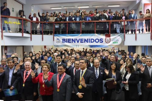 Universidad Nacional de Ingeniería realiza la quinta conferencia descentralizada "5 Hélices para el Desarrollo Sostenible".