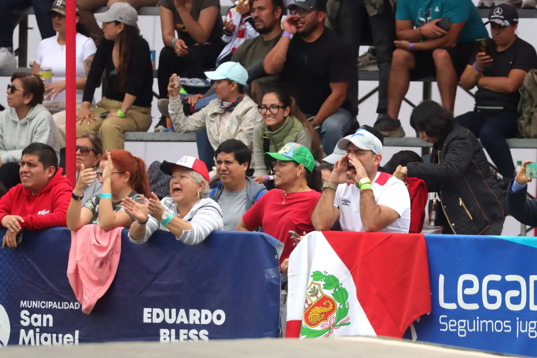 Campeonato Iberoamericano de BMX Racing 2024.
Participan: Argentina, Aruba, Bolivia, Brasil, Chile, Costa Rica, Ecuador, México y Perú.
Un hito deportivo que une a naciones de habla hispana y portuguesa.
Complejo Panamericano Costa Verde.
Foto: ANDINA / Lino Chipana.