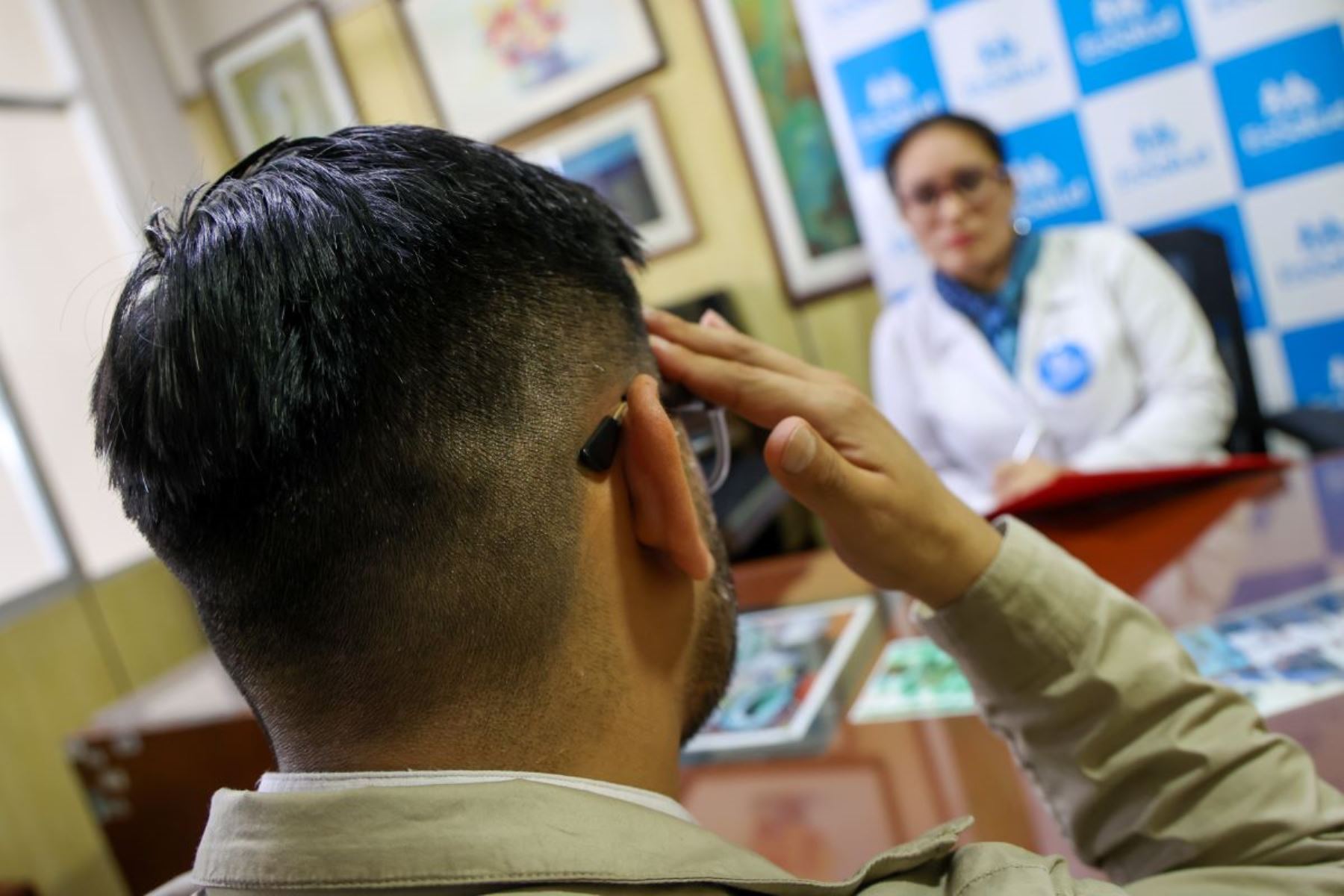 El 70% de pacientes atendidos en el hospital Rebagliati por intento de suicidio corresponde a adolescentes y adultos jóvenes. Foto: ANDINA/Difusión