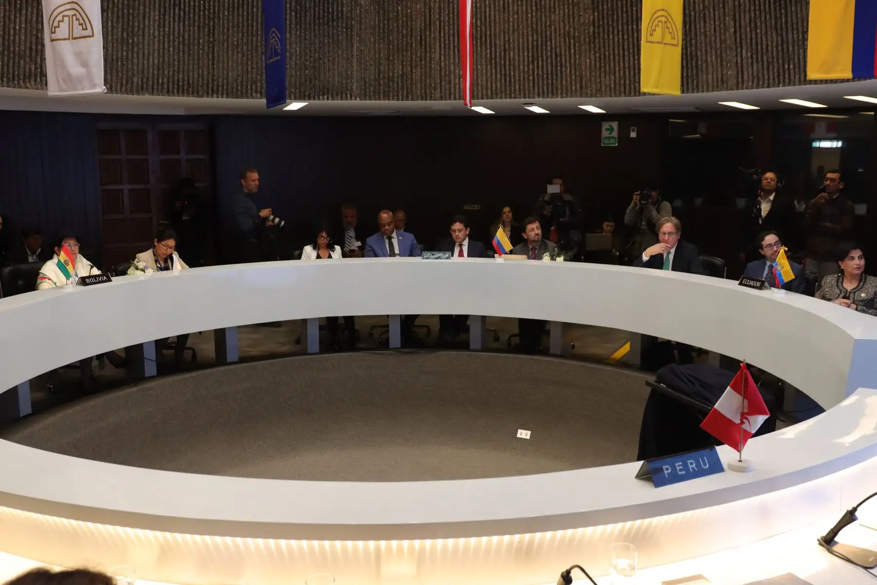 Se realizó la ceremonia de Traspaso de la Presidencia Pro Tempore de la Comunidad Andina de Naciones, de Bolivia a Colombia, en donde participaron los cancilleres y las máximas autoridades de las carteras de Comercio de los países miembros. Foto: ANDINA / Lino Chipana