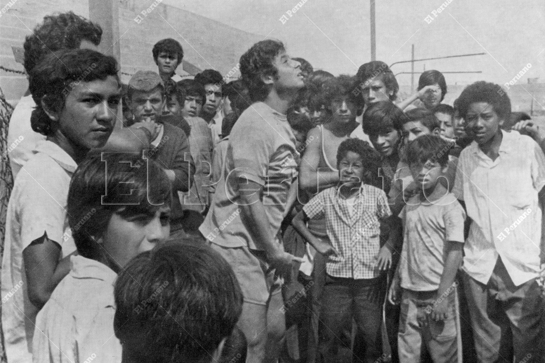 Callao - marzo 1974 / En medio de gran expectativa Roberto Chale entrena con su nuevo club Sport Boys. Foto: Archivo Histórico de El Peruano