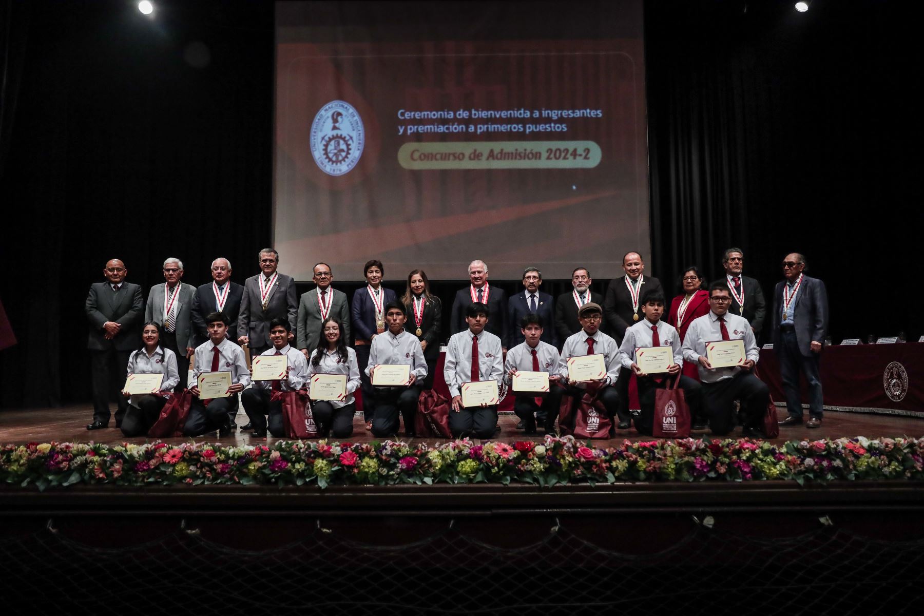 Ceremonia de premiación a los primeros puestos del examen de admisión 2024-2 de la Universidad Nacional de Ingeniería (UNI). Fotos: ANDINA/Connie Calderón.