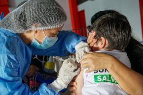 Con el objetivo de garantizar la salud de las futuras generaciones, la Dirección de Redes Integradas de Salud (Diris) Lima Centro del Ministerio de Salud (Minsa), ha planificado vacunar a 196,779 niños entre 1 y 6 años de la jurisdicción. Foto: ANDINA/Difusión