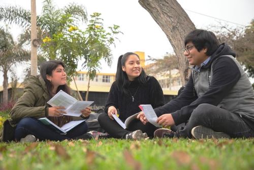 Beca 18: este miércoles 16 de octubre vence el plazo de inscripción para postular a Beca 18-2025. Foto: ANDINA/Difusión.