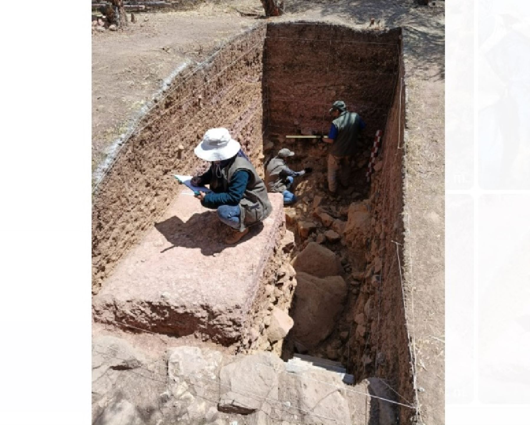 Arqueólogos peruanos y polacos investigan las etapas de construcción de la arquitectura temprana de Sacsayhuamán, el monumento arqueológico inca ubicado en las afueras de la ciudad de Cusco. ANDINA/Difusión