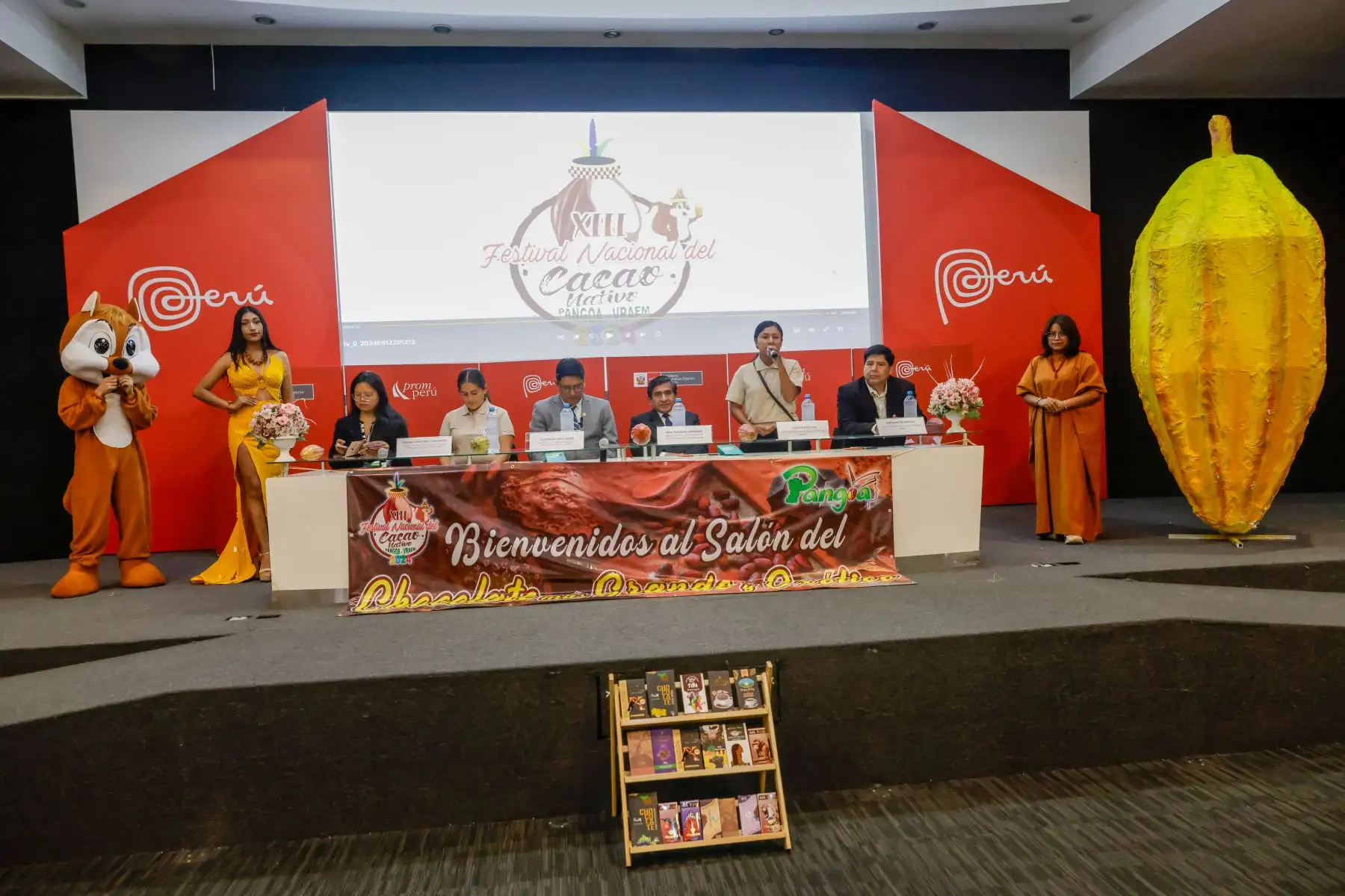 En este contexto, los productores, organizaciones e instituciones públicas y privadas, tanto nacionales como internacionales, involucradas en la cadena económica del dulce y aromático grano, han programado diversas actividades. Foto: ANDINA/Luis Iparraguirre