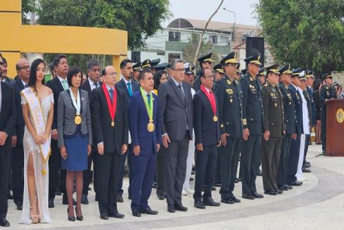 El ministro del Interior participó ee la ceremonia por el cuadragésimo aniversario de creación política del distrito de La Victoria, provincia de Chiclayo. Foto: Mininter.