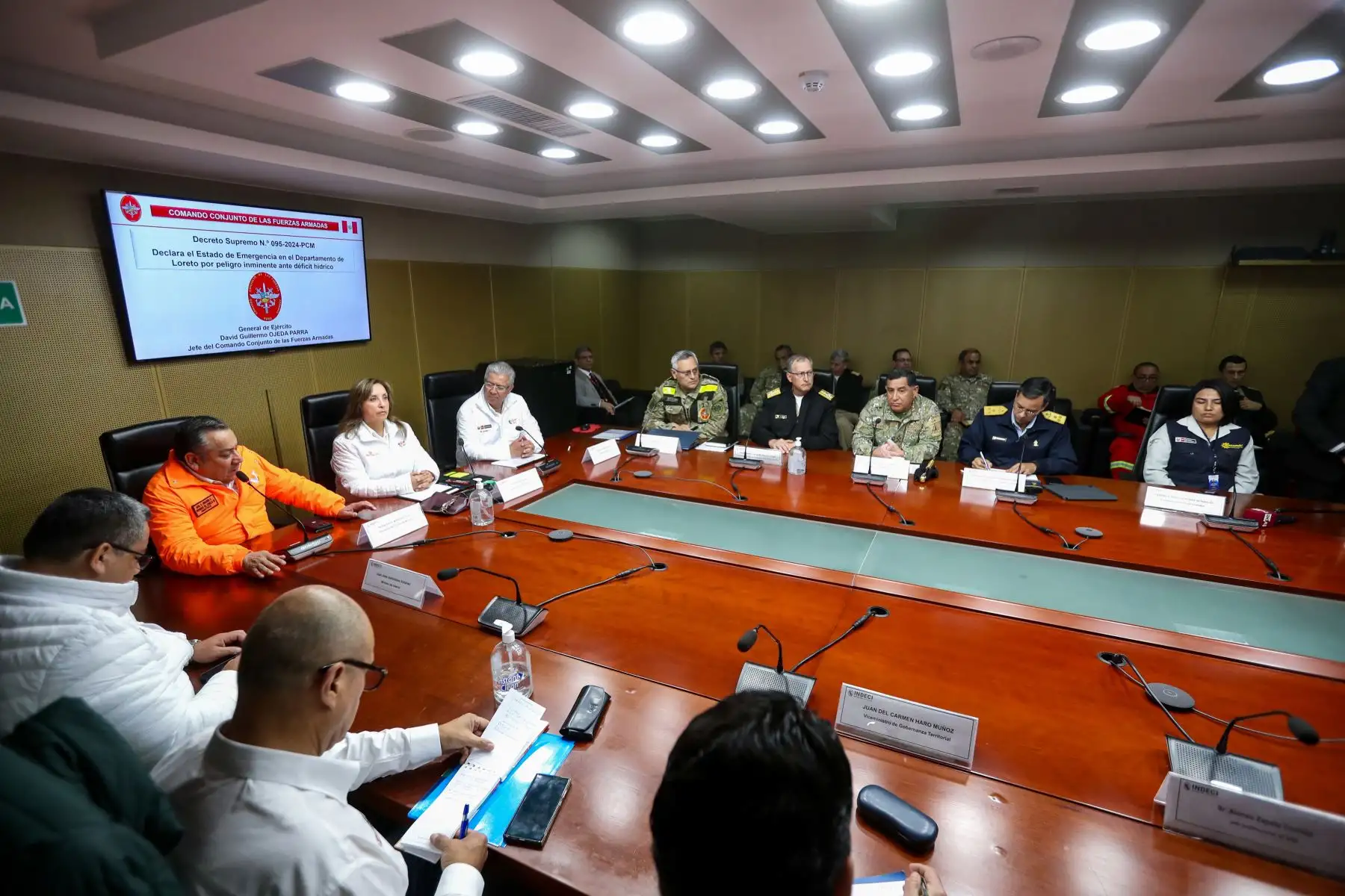 Reunión de estado situacional para el control de los incendios forestales. 
Foto: ANDINA/ Prensa Presidencia