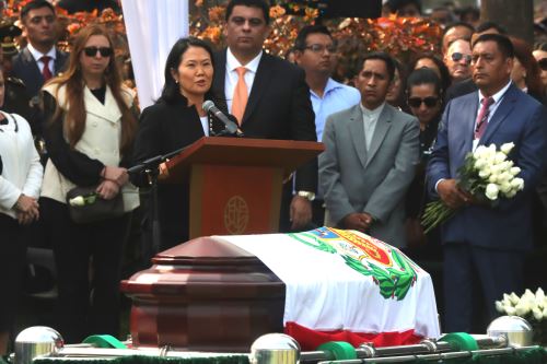 Alberto Fujimori es sepultado en cementerio Campo Fe en Huachipa