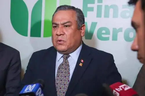 Presidente del Consejo de Ministros, Gustavo Adrianzén, declaró a la prensa hoy. Foto: ANDINA