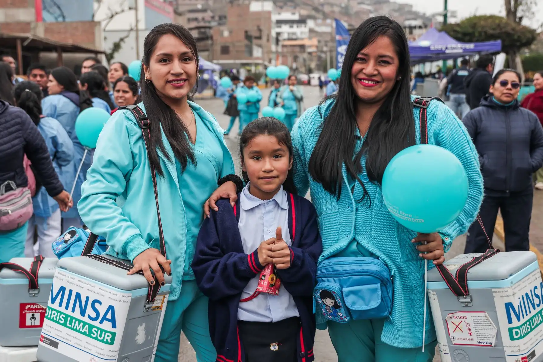 El Ministerio de Salud inauguró el “Barrido nacional de vacunación contra el sarampión”, campaña realizada en el distrito de Villa María del Triunfo con el objetivo de proteger a más de 2.8 millones de niños. La ceremonia contó con la presencia del ministro de Salud, César Vásquez. Foto: ANDINA/ Connie Calderon