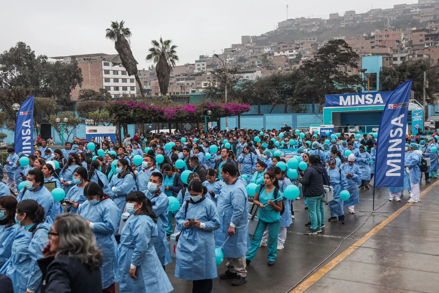 El Ministerio de Salud inauguró el “Barrido nacional de vacunación contra el sarampión”, campaña realizada en el distrito de Villa María del Triunfo con el objetivo de proteger a más de 2.8 millones de niños. La ceremonia contó con la presencia del ministro de Salud, César Vásquez. Foto: ANDINA/ Connie Calderon