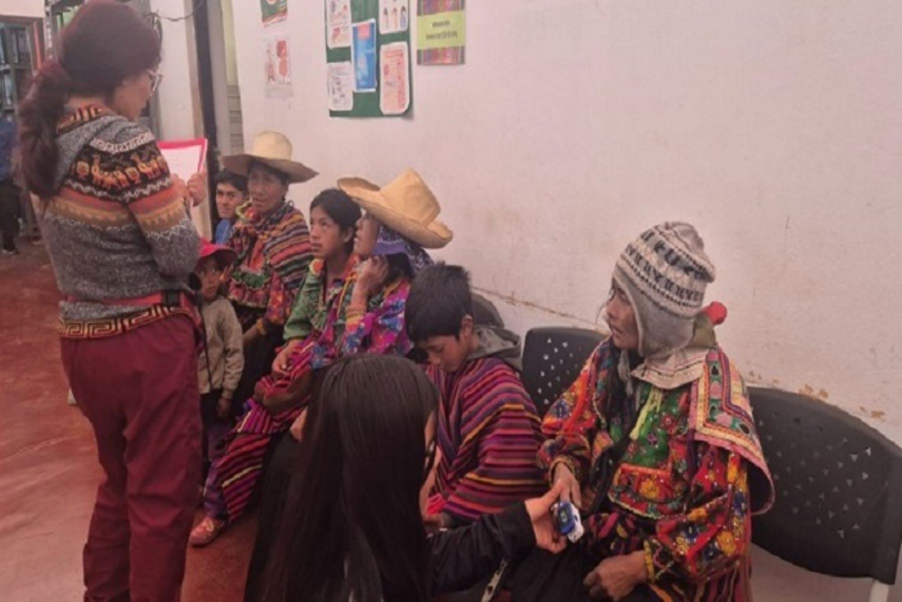 Digerd del Minsa ha movilizados 65 profesionales de la salud, 59 brigadistas de intervención inicial, 22 técnicos especialistas y 25 ambulancias a las zonas más afectadas. Foto: Geresa Lambayeque.