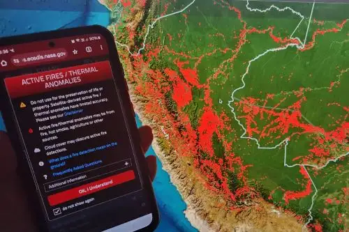 Los satélites toman una "instantánea" de los eventos a medida que pasan sobre la Tierra. Foto: ANDINA