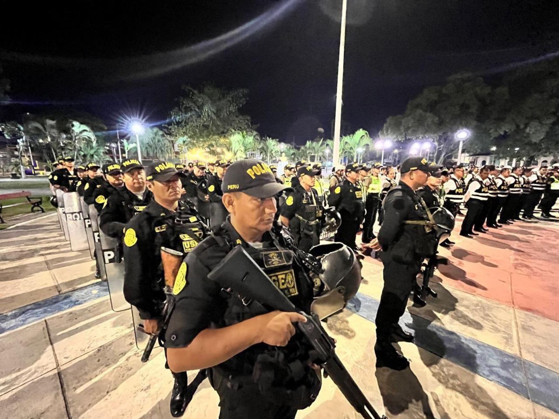 Policía Nacional ejecuta operativo Amanecer Seguro en la ciudad de Iquitos, en Loreto.