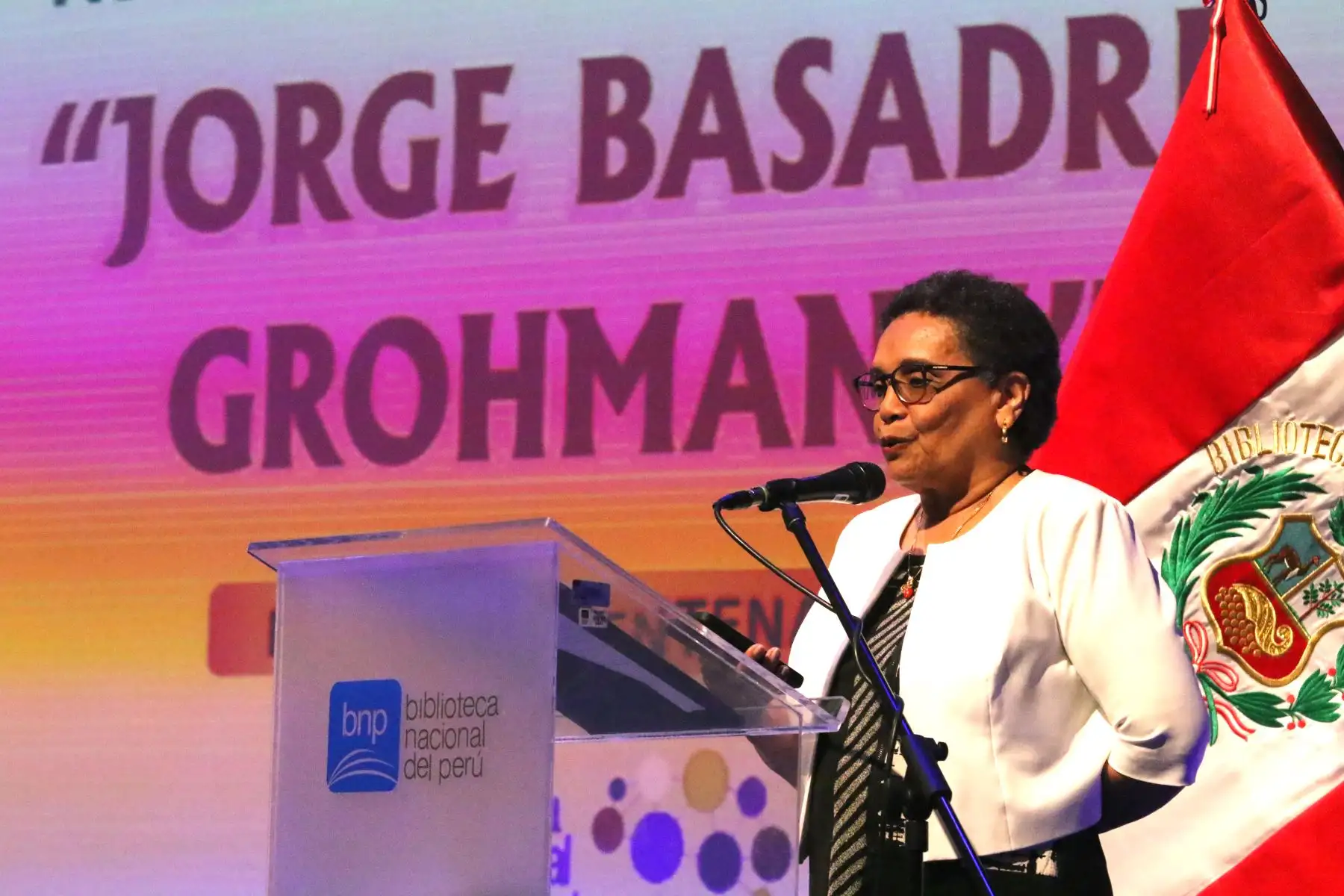 Biblioteca Nacional del Perú  otorga el reconocimiento no dinerario “Jorge Basadre Grohmann – Edición Bicentenario”,   a Rosa Dorival Córdova, por su trayectoria a la gestión bibliotecaria.
Foto: ANDINA/ Héctor Vinces