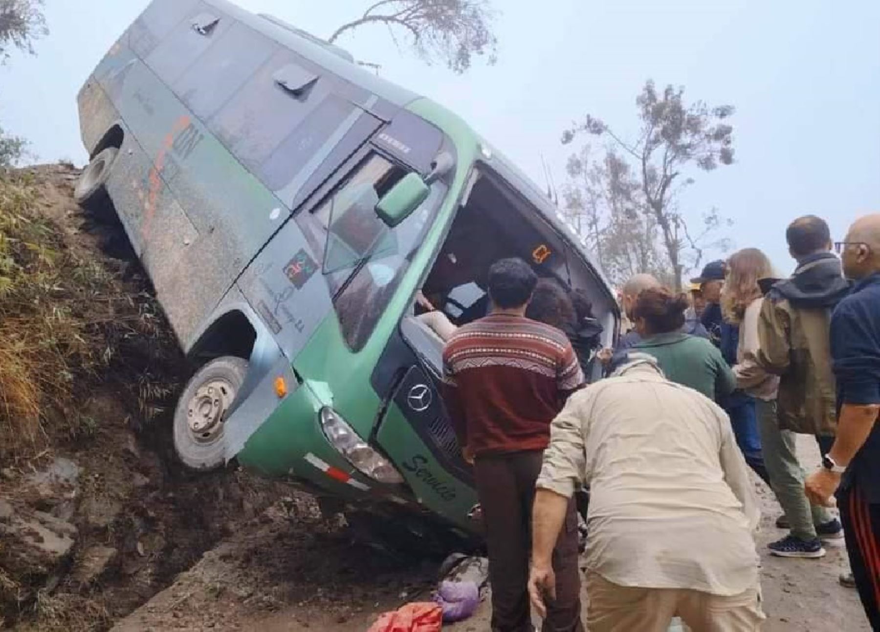 La oficina de Indecopi en Cusco inició una investigación para determinar la responsabilidad de la empresa Consettur por el accidente del bus que transportaba a turistas en Machu Picchu. ANDINA/Difusión