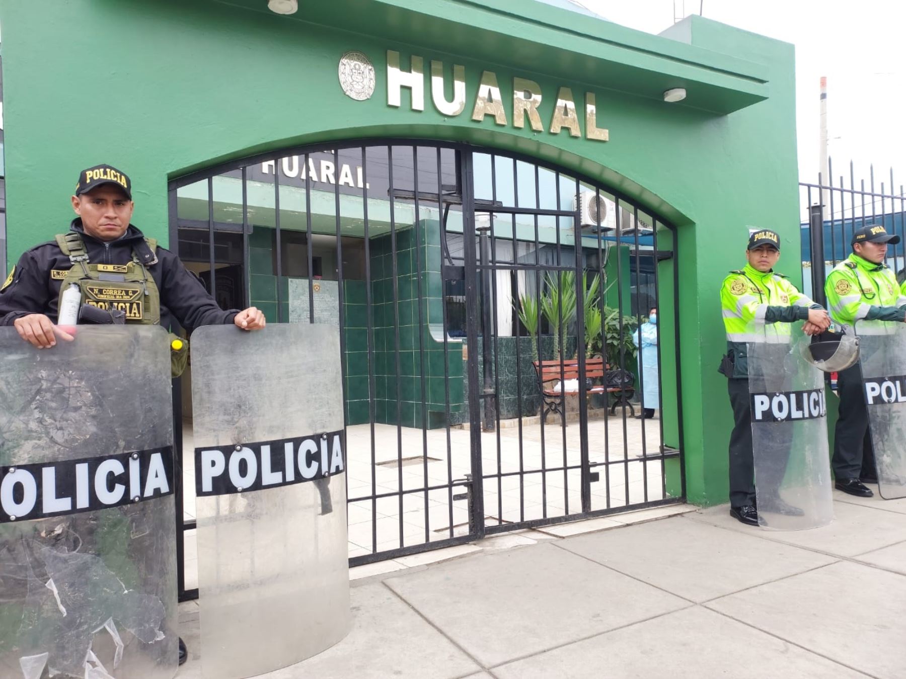 Tercer Juzgado de Investigación Preparatoria de Huaral ordenó la detención preliminar del principal sospechoso de la muerte de la enfermera Kimberlit Tapia Ortiz cuyo cuerpo fue hallado calcinado en Cieneguilla.