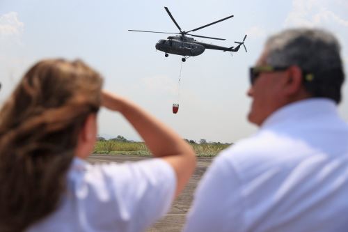 Presidenta Dina Boluarte supervisa acciones frente a incendios forestales en la región San Martín