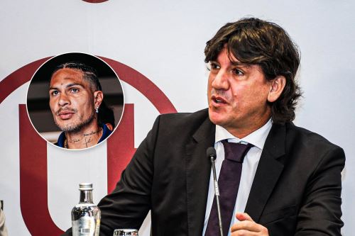 Jean Ferrari junto a Paolo Guerrero