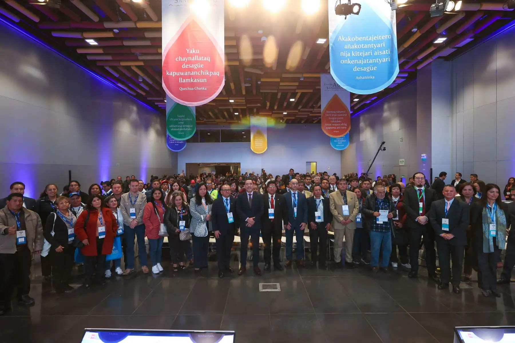 El viceministro de Construcción y Saneamiento, Christian Barrantes, participó en la clausura del Segundo Foro "Unidos por el Agua y Saneamiento", evento que reunió a los tres niveles del Gobierno por el cierre de brechas de acceso al agua potable y saneamiento Foto: ANDINA/MVCS