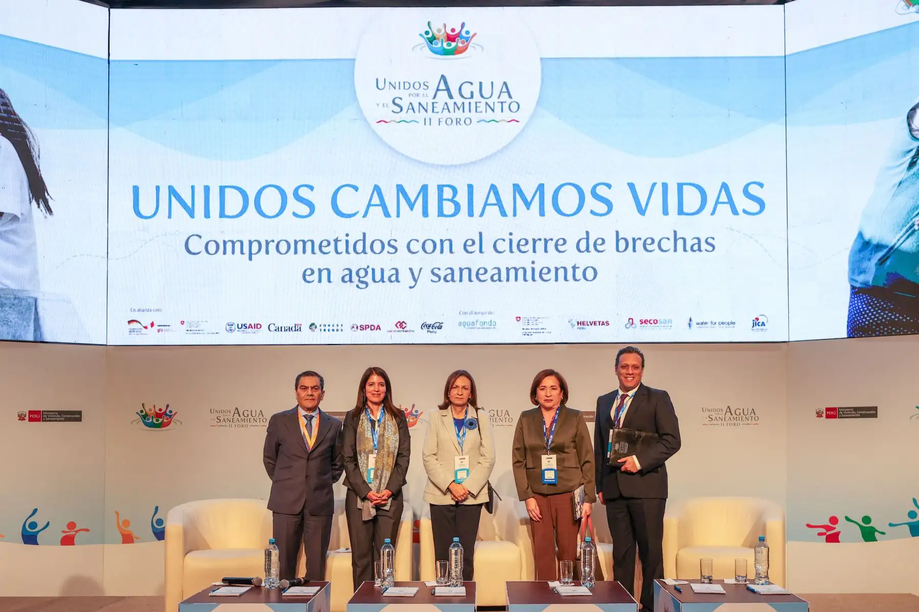 El viceministro de Construcción y Saneamiento, Christian Barrantes, participó en la clausura del Segundo Foro "Unidos por el Agua y Saneamiento", evento que reunió a los tres niveles del Gobierno por el cierre de brechas de acceso al agua potable y saneamiento Foto: ANDINA/MVCS