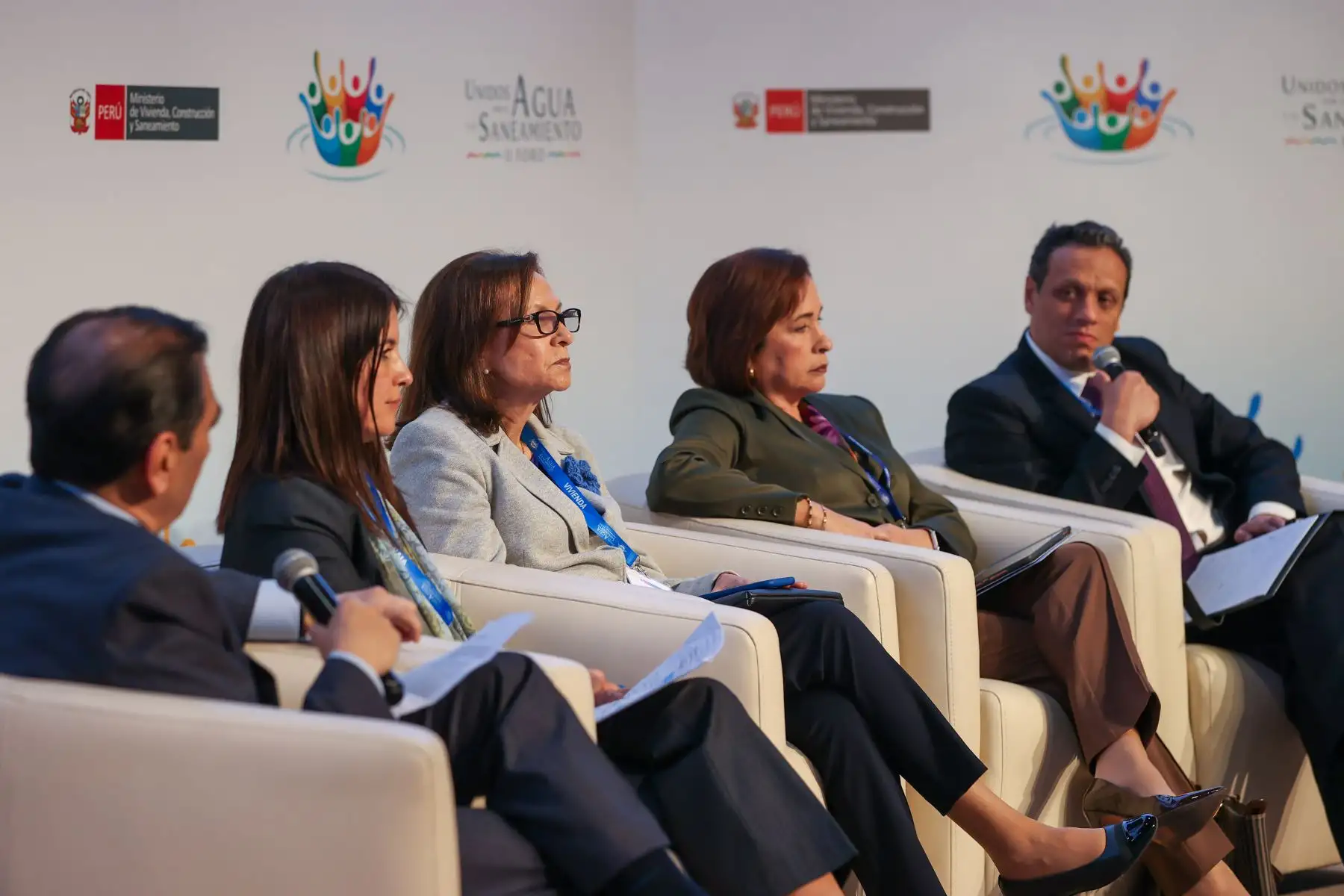 El viceministro de Construcción y Saneamiento, Christian Barrantes, participó en la clausura del Segundo Foro "Unidos por el Agua y Saneamiento", evento que reunió a los tres niveles del Gobierno por el cierre de brechas de acceso al agua potable y saneamiento Foto: ANDINA/MVCS