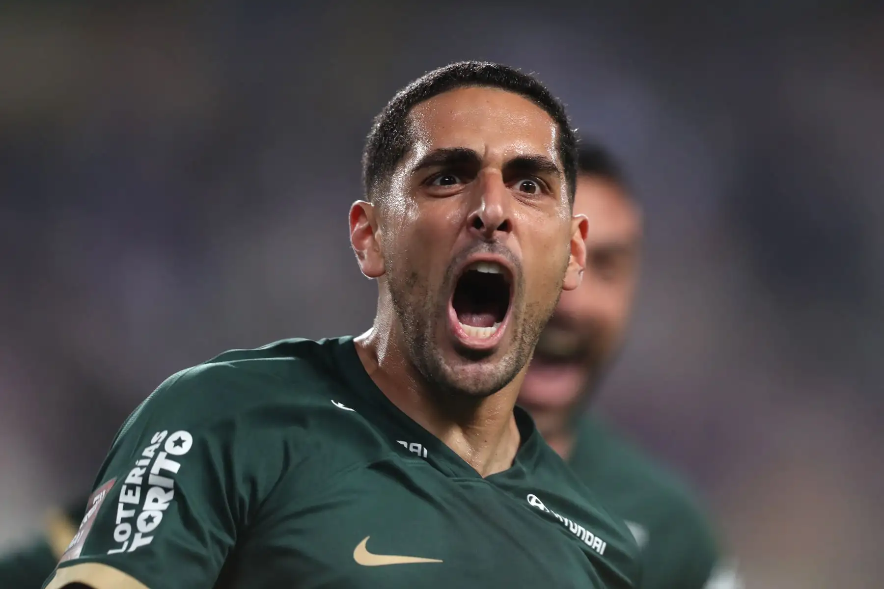El jugador Pablo Sabbag  de Alianza Lima celebra su gol anotado ante Sport Boys por la fecha 12 del Torneo Clausura 2024 en el Estadio Nacional. 
Foto: ANDINA/ Lino Chipana
