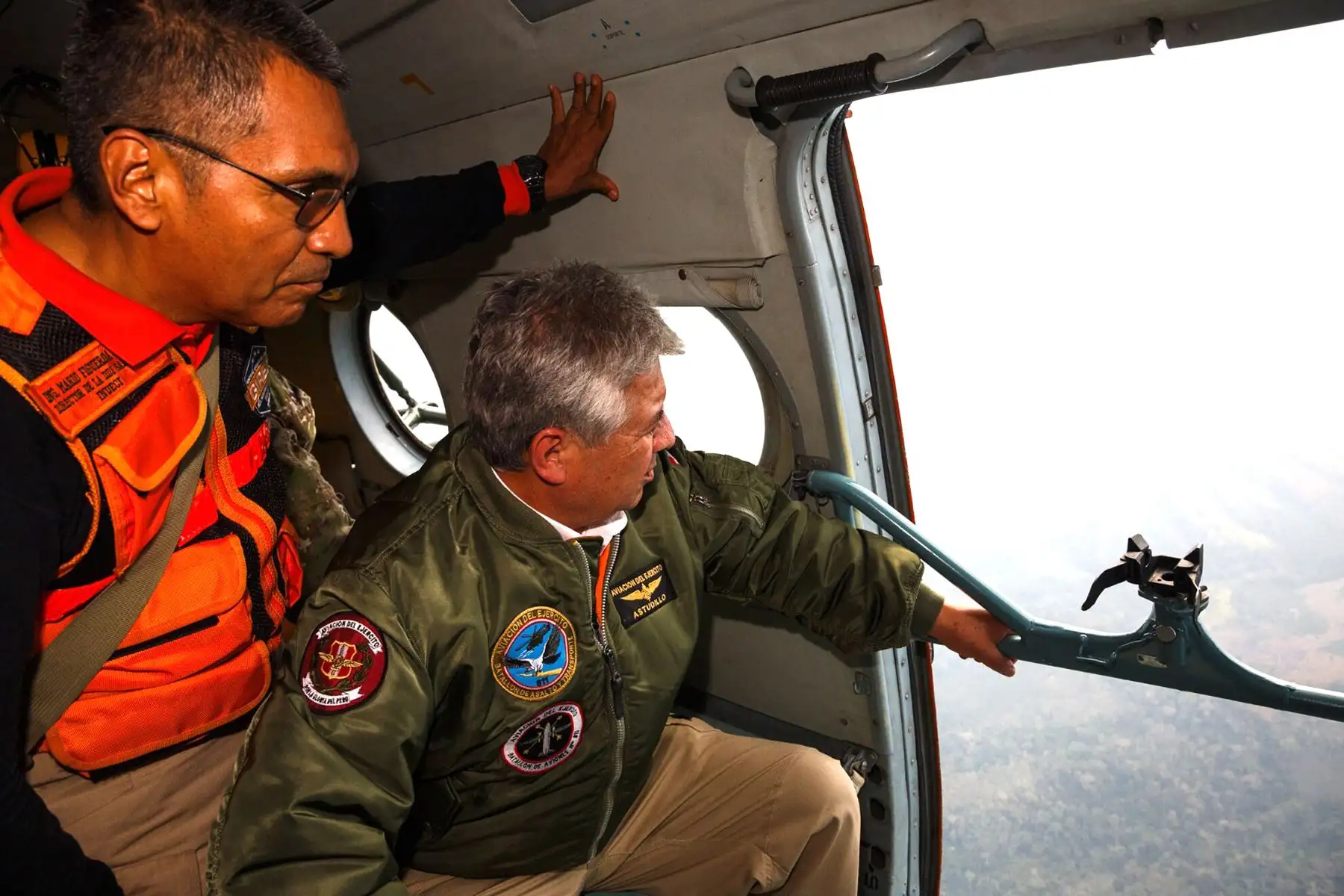 Ministro de Defensa, Water Astudillo Chávez, articula acciones ante incendios forestales en San Martín.
Foto: Mindef