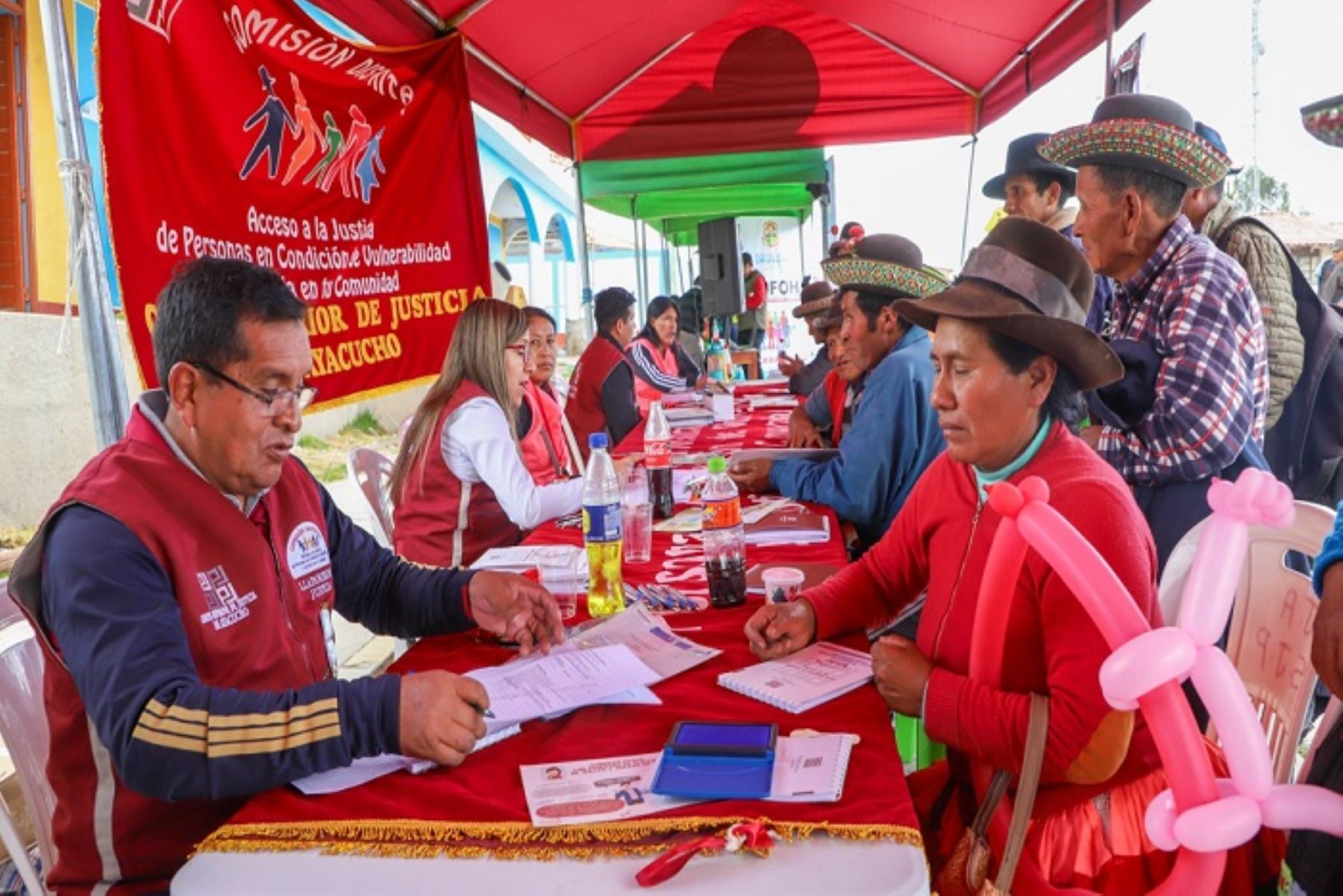 Desde el 2017, cuando fue organizada la primera feria, hasta esta octava edición son más de 200 mil personas beneficiadas.