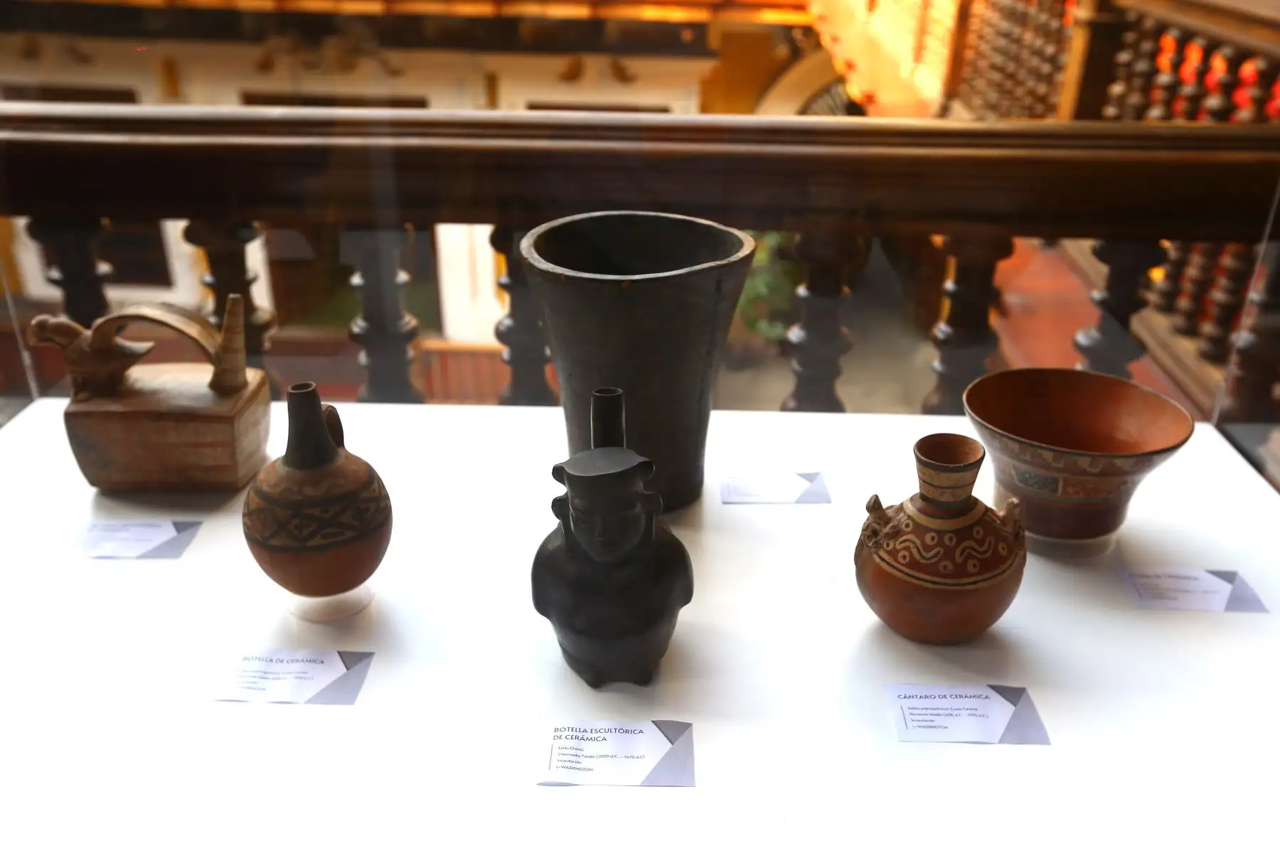 Los bienes arqueológicos a cerámicas, textiles, líticos, metales, instrumentos que tendrían entre 2000 y 500 años de antigüedad. 
Foto: ANDINA/ Eddy Ramos