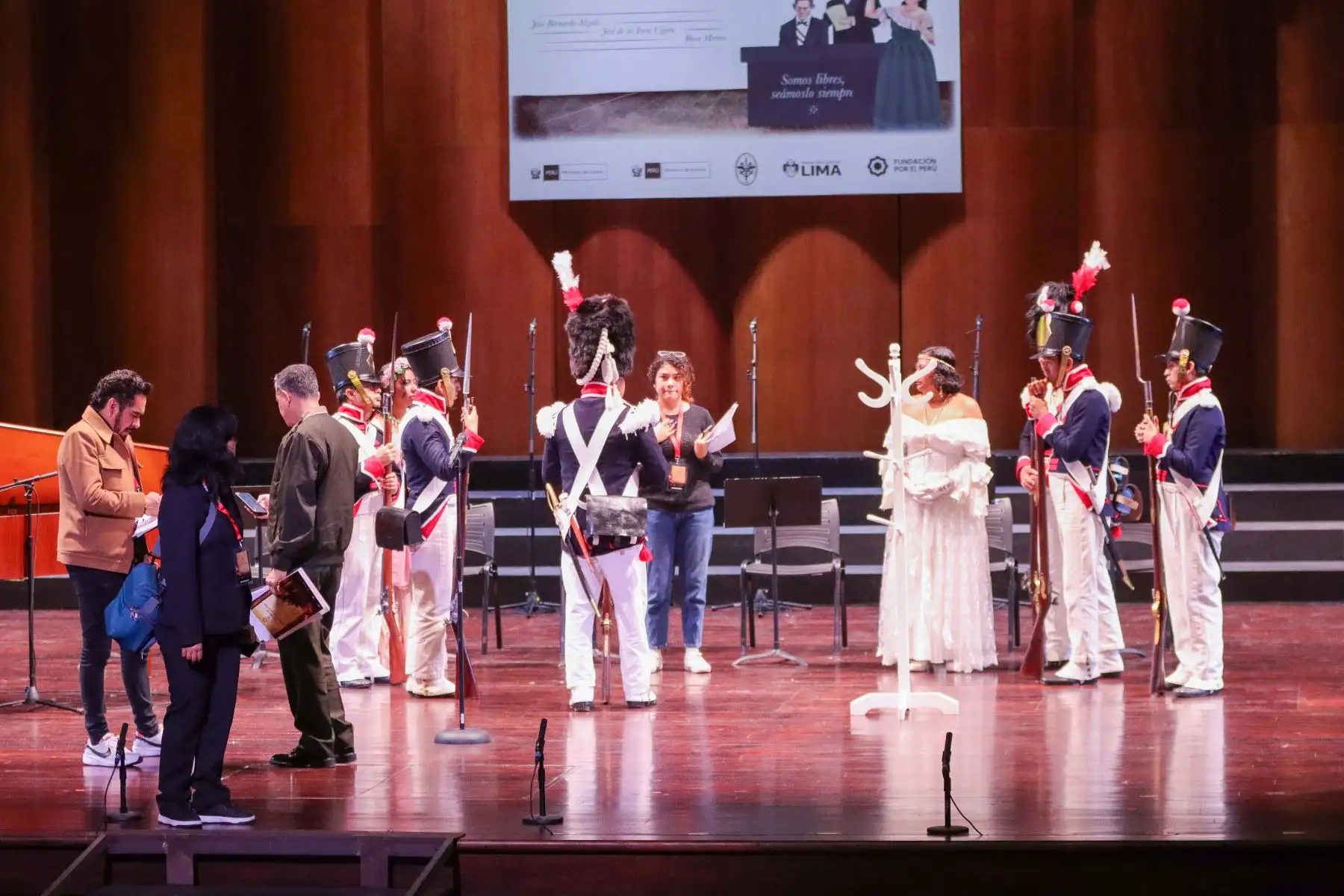 Para celebrar este importante aniversario, el himno será interpretado nuevamente en el mismo lugar, a la misma hora (8 p.m.) y de la misma manera que en 1821. Foto: ANDINA/Lino Chipana