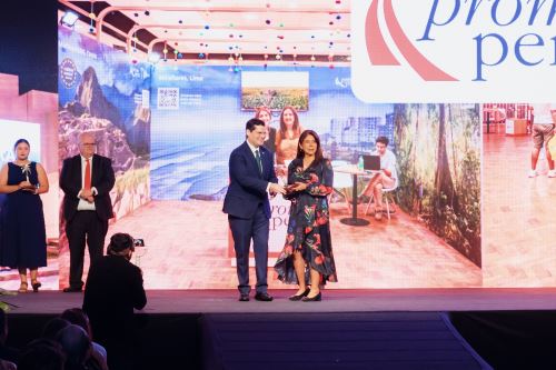 Pabellón Perú gana la Palmera Dorada en la feria Expocruz 2024. Cortesía Promperú