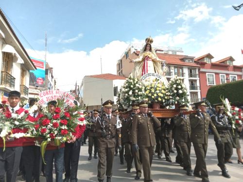 Puno celebra el 47° aniversario de las FF AA con un homenaje a la Virgen de La Merced. ANDINA/Difusión