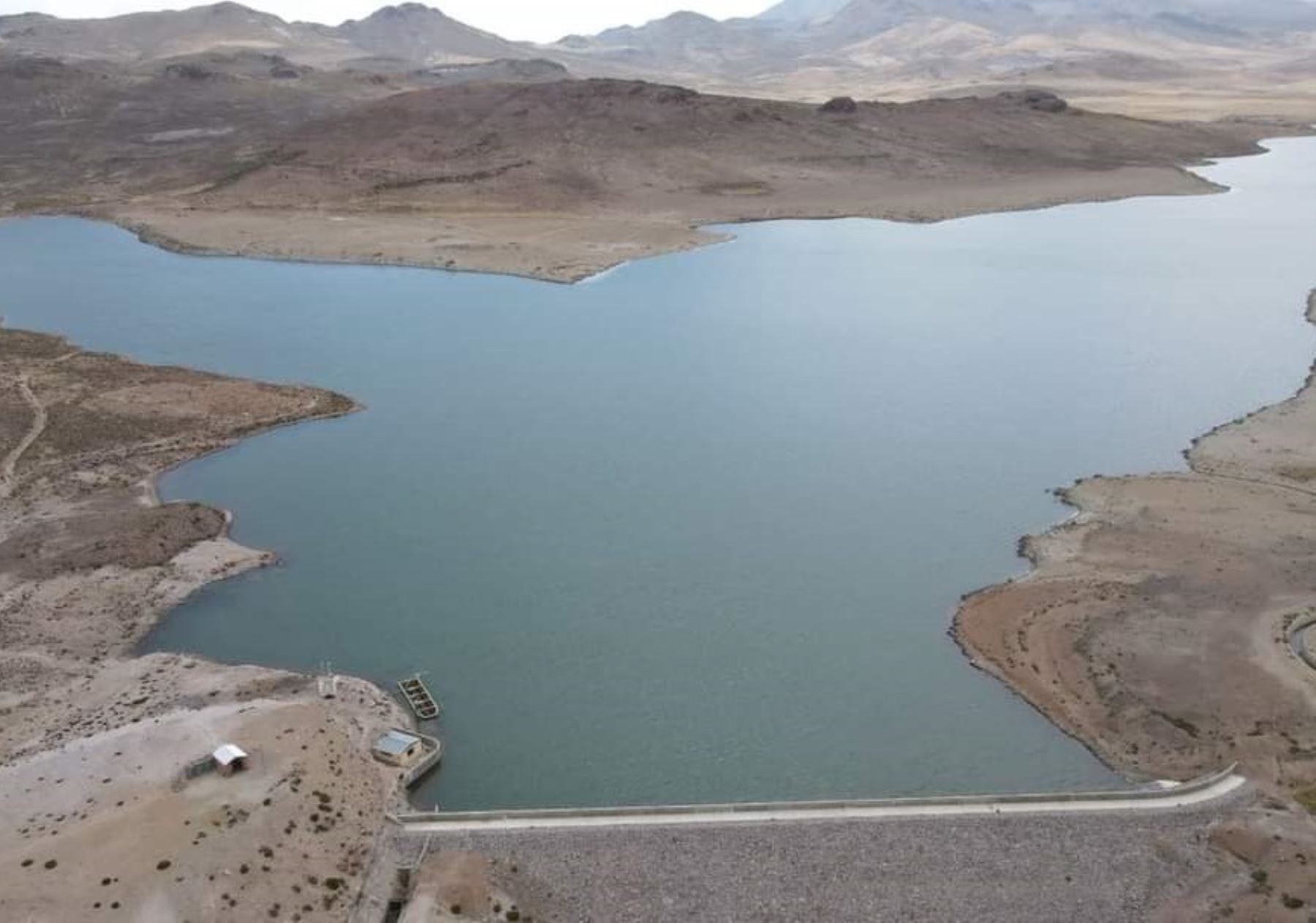 El proyecto hídrico beneficiará a 1,534 agricultores y ayudará en la reforestación 1,785.91 hectáreas en provincia andina de Tarata, región Tacna.  ANDINA/Difusión