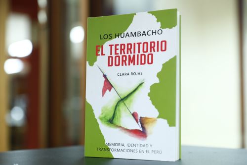 El relato reúne elementos sociales y culturales, incluidos los conflictos vividos por las familias de Huambacho, que perduran como un gran malestar e inconformidad ante las transformaciones que rompieron su sentido de colectividad. ANDINA/Daniel Bracamonte