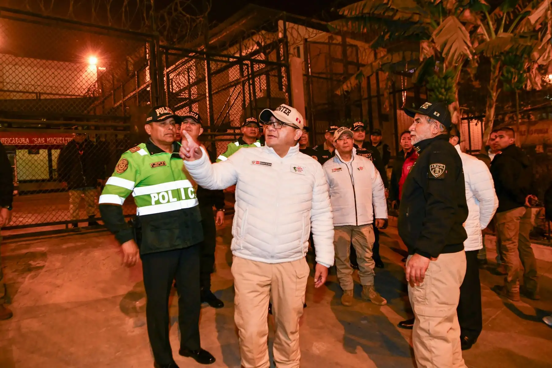 Ministro del Interior Juan José Santiváñez, junto al titular del Minjus, lideró el segundo megaoperativo nacional Requisa en penales 2024.
Foto: ANDINA/Ministerio de Interior