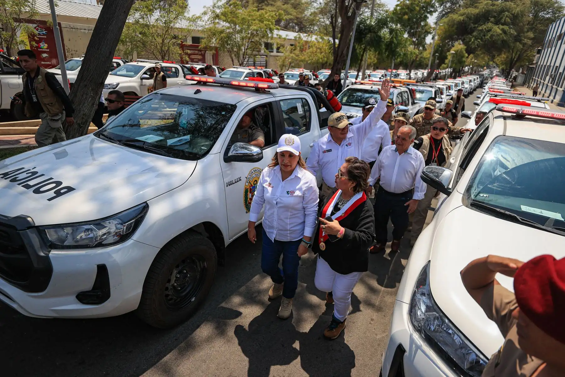 La presidenta de la república, Dina Boluarte, participa en la ceremonia la entrega de 120 camionetas a comisarías de la Primera Macro Región Policial Piura.
Foto: ANDINA/Prensa Presidencia