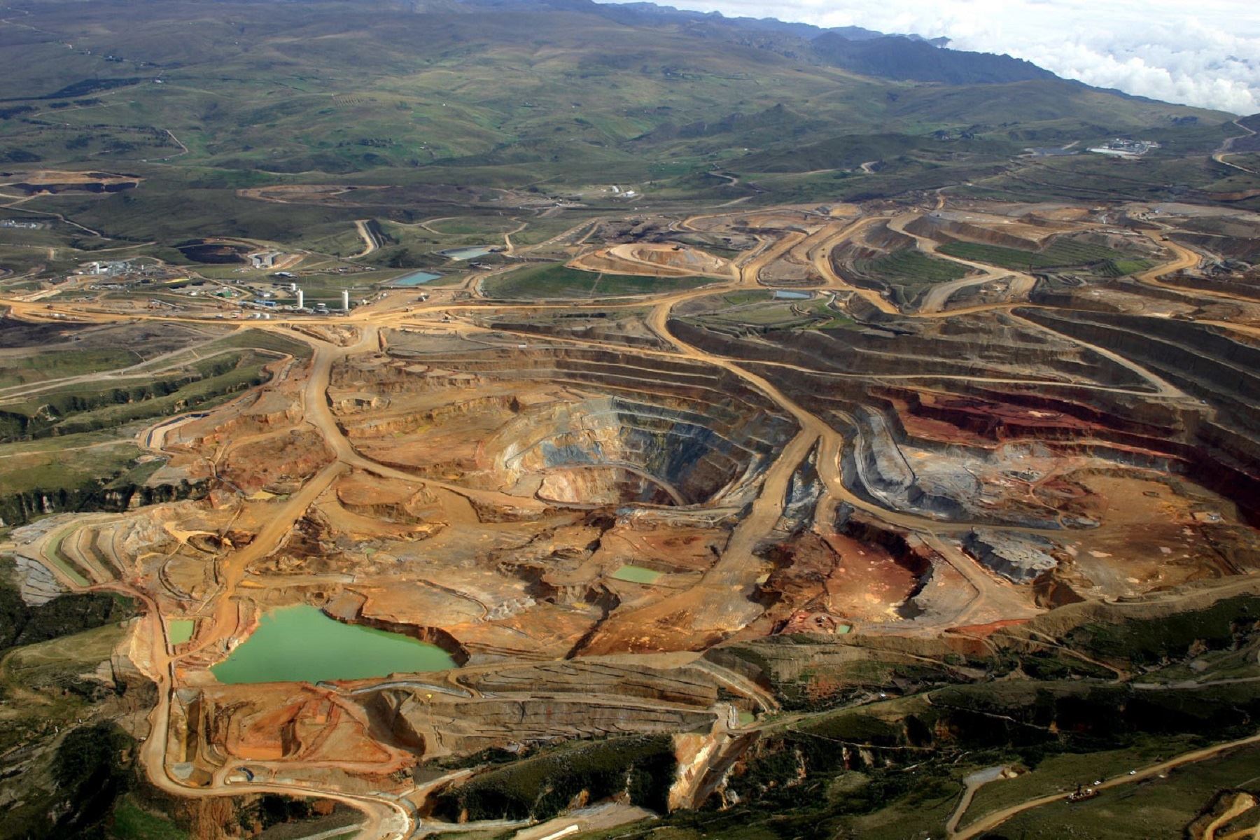 Proyecto minero El Algarrobo.